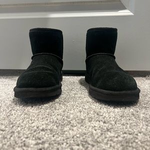 Ugg Jona button boots size 4